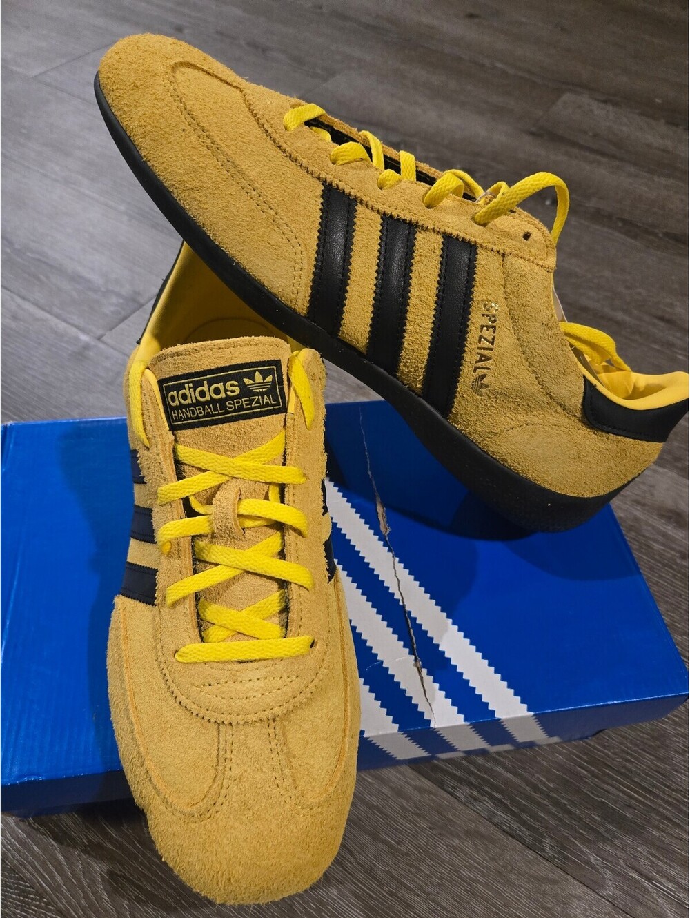adidas Spezial Lo Pro KJ3627 Womens 10.5 Mens 9 Yellow Black Gold New